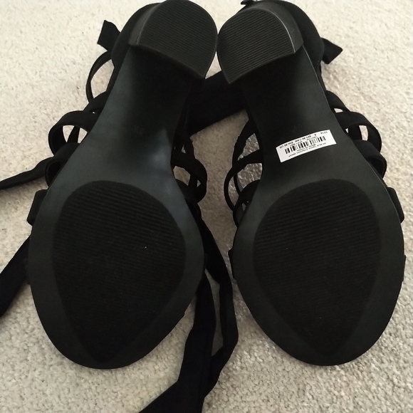 NWT Torrid Strappy Lace Up Heel - Picture 7 of 10